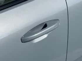 Volvo XC40 (2022) thumbnail 46