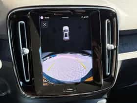 Volvo XC40 (2022) thumbnail 8