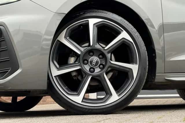 Audi A1 (2020) thumbnail 11