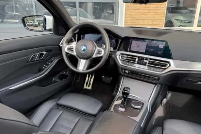 BMW 3-Serie (2022) thumbnail 3