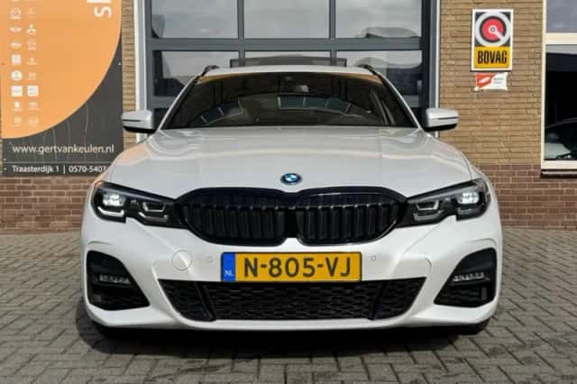 BMW 3-Serie (2022) thumbnail 4