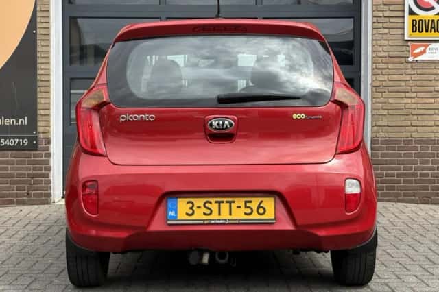 Kia Picanto (2014) thumbnail 23