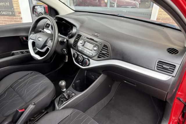 Kia Picanto (2014) thumbnail 27