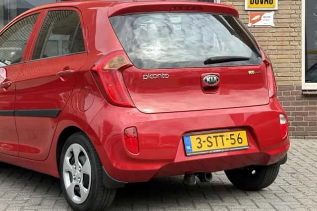 Kia Picanto (2014) thumbnail 28