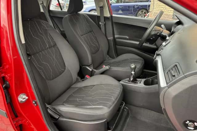 Kia Picanto (2014) thumbnail 29