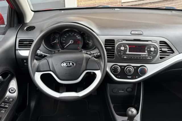 Kia Picanto (2014) thumbnail 33
