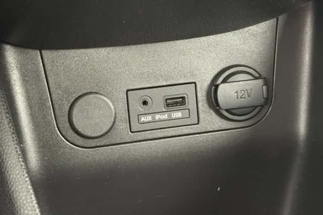Kia Picanto (2014) thumbnail 34