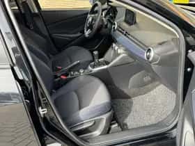 Mazda 2 (2021) thumbnail 10
