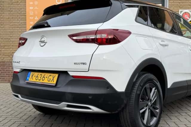 Opel Grandland X (2020) thumbnail 16