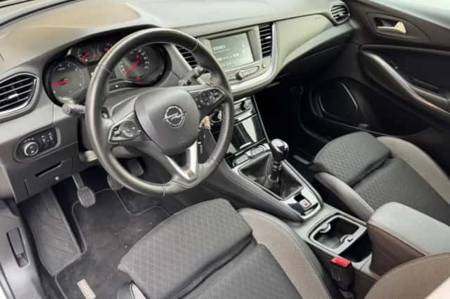 Opel Grandland X (2020) thumbnail 27