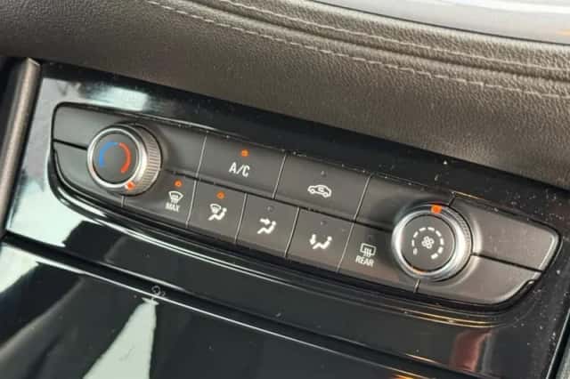 Opel Grandland X (2020) thumbnail 33