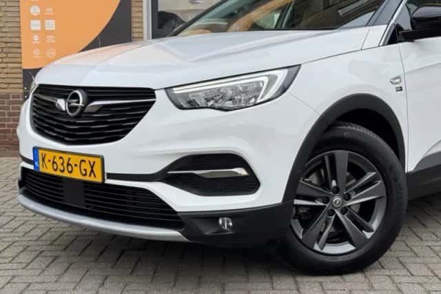 Opel Grandland X (2020) thumbnail 5