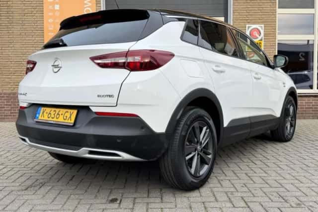 Opel Grandland X (2020) thumbnail 10