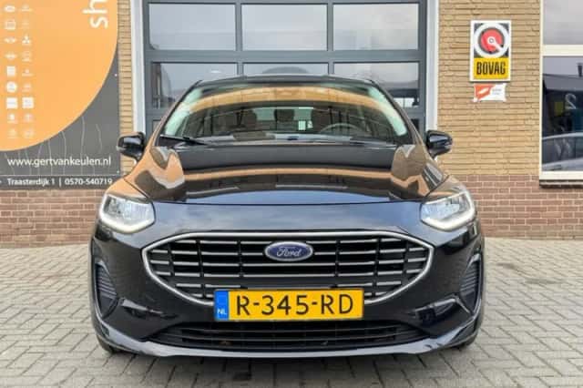 Ford Fiesta (2022) thumbnail 2