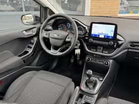 Ford Fiesta (2022) thumbnail 4