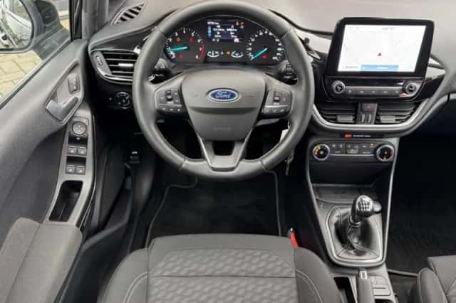 Ford Fiesta (2022) thumbnail 8