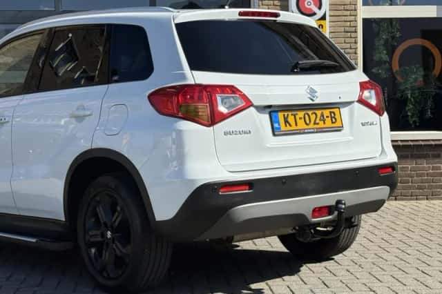 Suzuki Vitara (2016) thumbnail 35