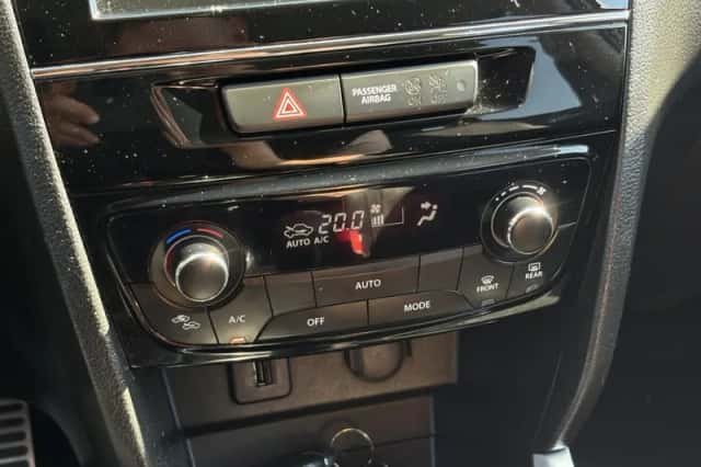 Suzuki Vitara (2016) thumbnail 45