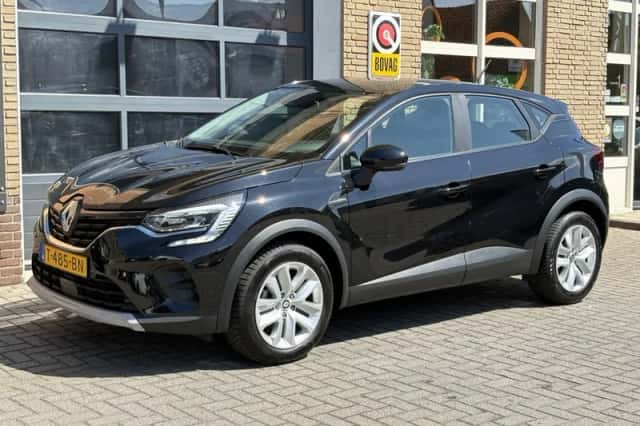 Renault Captur (2023) thumbnail 35