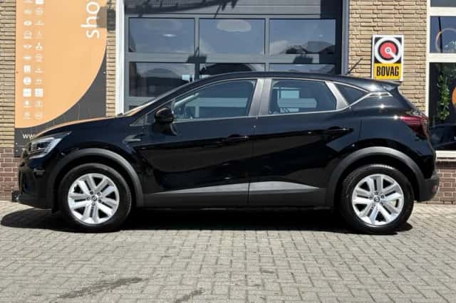 Renault Captur (2023) thumbnail 7