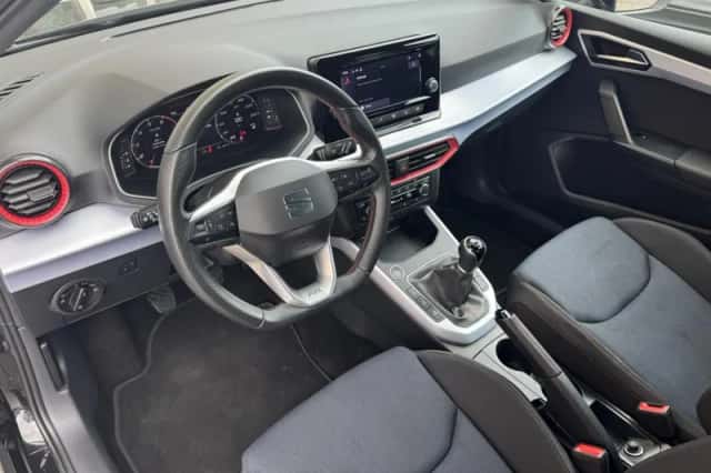 SEAT Arona (2023) thumbnail 26