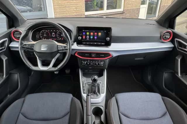 SEAT Arona (2023) thumbnail 31