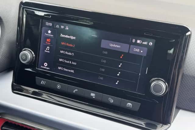 SEAT Arona (2023) thumbnail 38