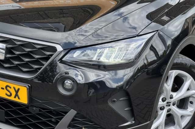 SEAT Arona (2023) thumbnail 7