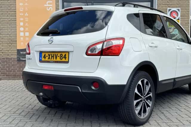 Nissan Qashqai (2014) thumbnail 17