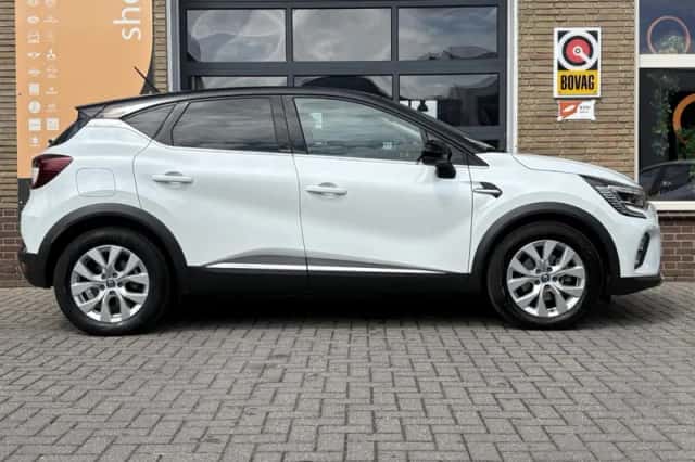 Renault Captur (2021) thumbnail 12