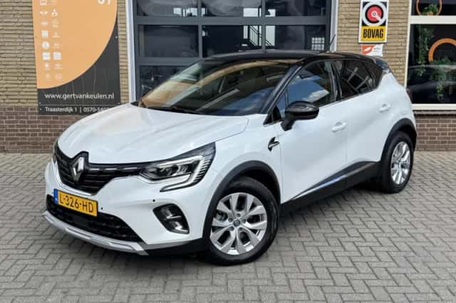 Renault Captur (2021) thumbnail 5