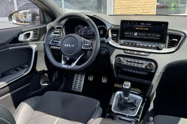 Kia PRO CEED (2022) thumbnail 6