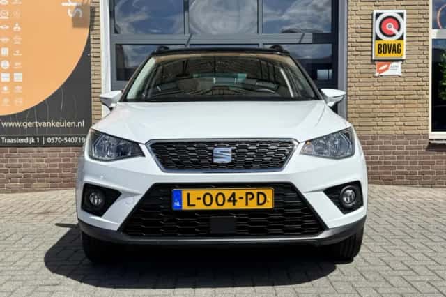 SEAT Arona (2021) thumbnail 3