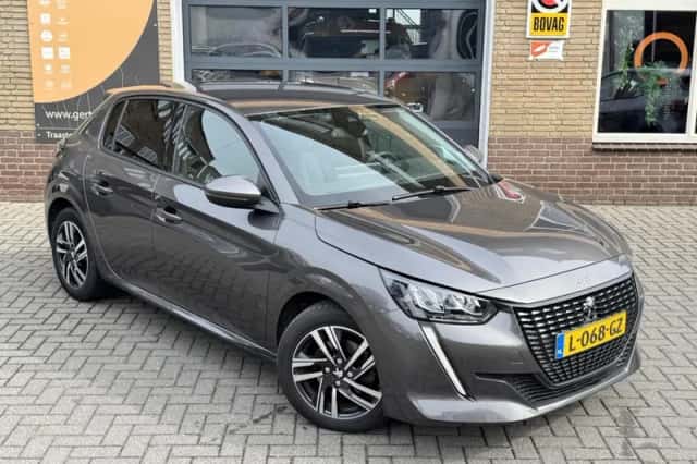 Peugeot 208 (2021) thumbnail 12