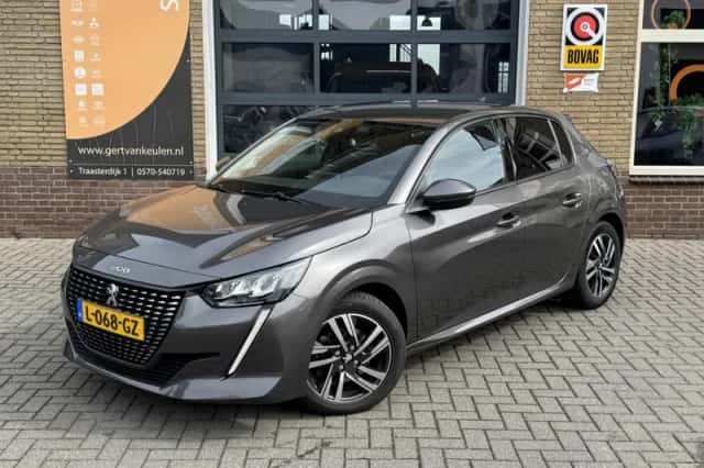 Peugeot 208 (2021) thumbnail 3
