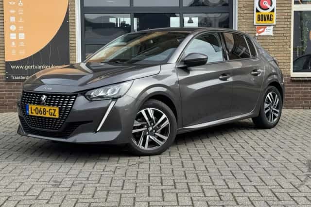 Peugeot 208 (2021) thumbnail 5