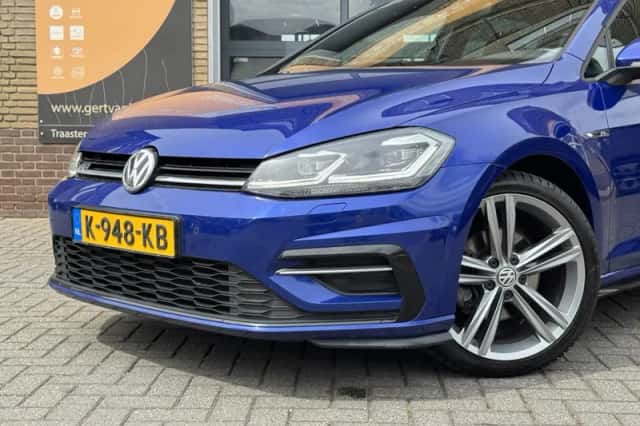 Volkswagen Golf (2021) thumbnail 6