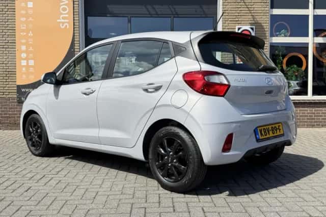 Hyundai i10 (2025) thumbnail 2