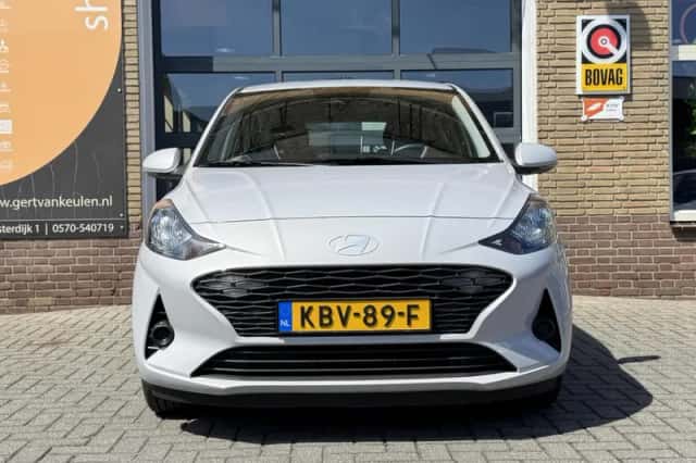 Hyundai i10 (2025) thumbnail 3