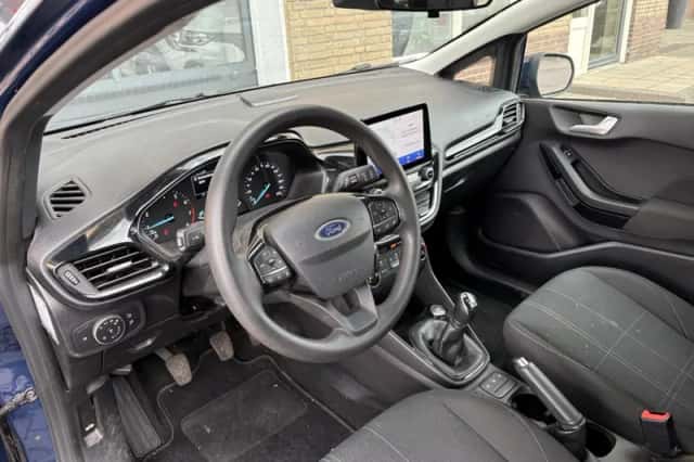 Ford Fiesta (2019) thumbnail 4