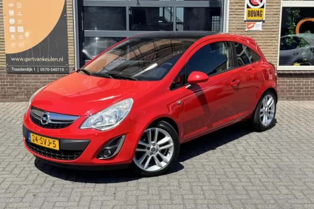 Opel Corsa (2011) thumbnail 5