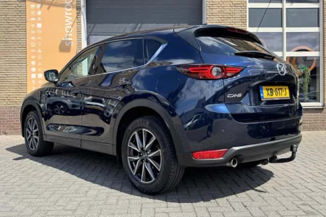 Mazda CX-5 (2018) thumbnail 2