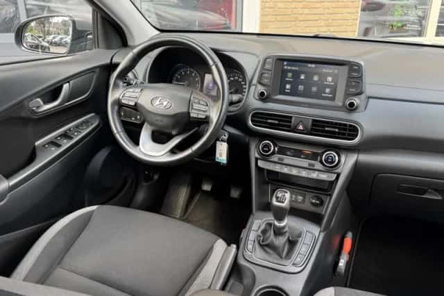 Hyundai Kona (2020) thumbnail 3