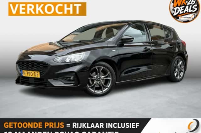 Ford Focus (2021) thumbnail 1