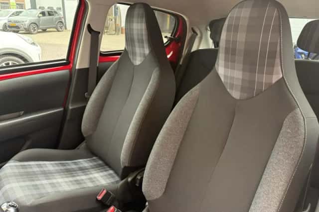 Peugeot 108 (2019) thumbnail 6