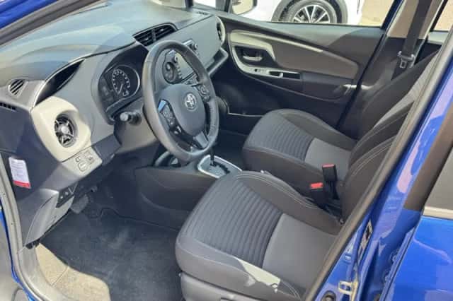 Toyota Yaris (2020) thumbnail 6