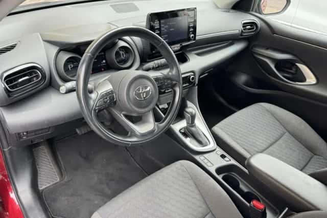 Toyota Yaris (2021) thumbnail 6