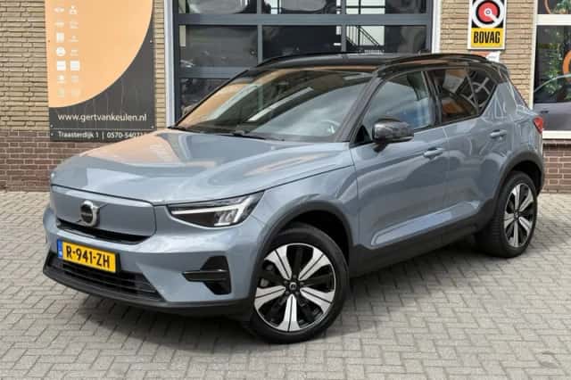 Volvo XC40 (2022) thumbnail 4
