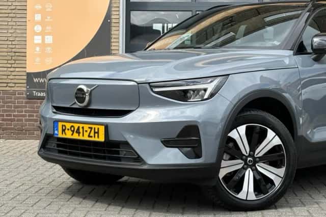 Volvo XC40 (2022) thumbnail 6