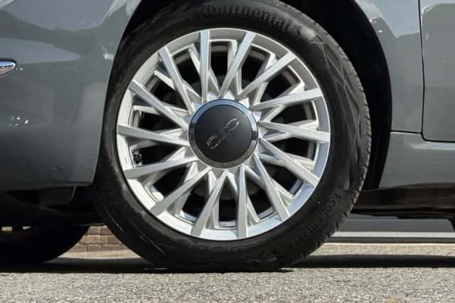 Fiat 500 (2020) thumbnail 6